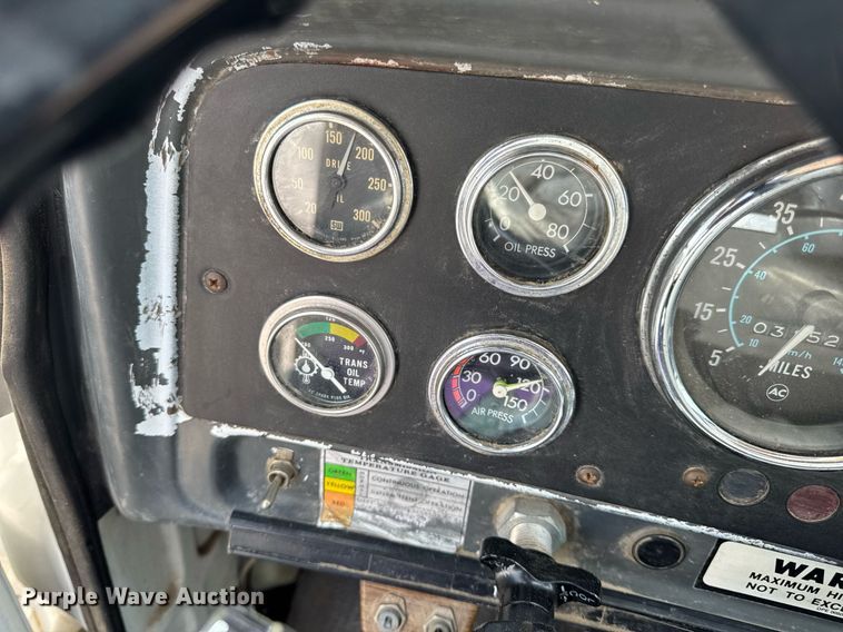 image for item DV4145 Big Wheels applicator truck