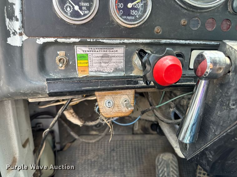 image for item DV4145 Big Wheels applicator truck