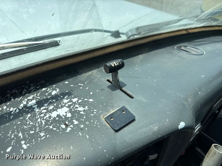 image for item DV4145 Big Wheels applicator truck