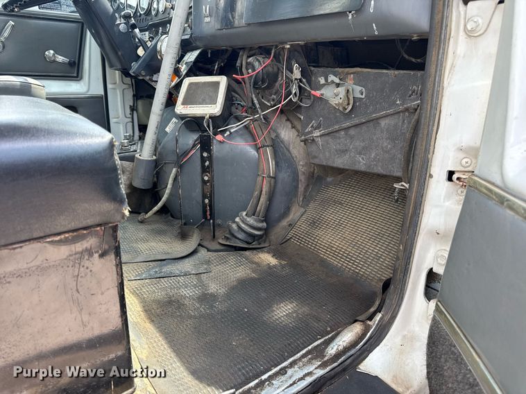 image for item DV4145 Big Wheels applicator truck