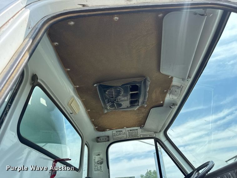 image for item DV4145 Big Wheels applicator truck