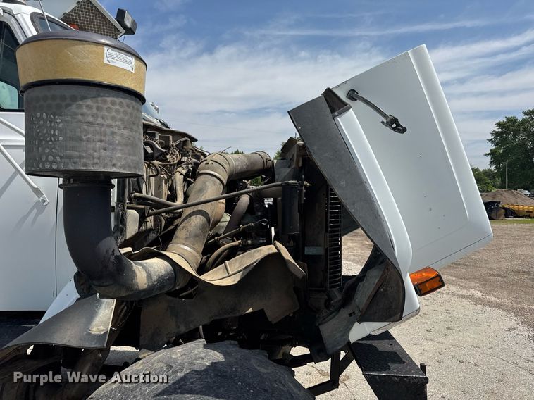 image for item DV4145 Big Wheels applicator truck