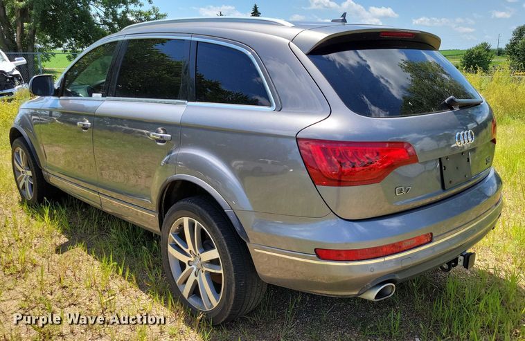 image for item DX7143 2014 Audi Q7 SUV