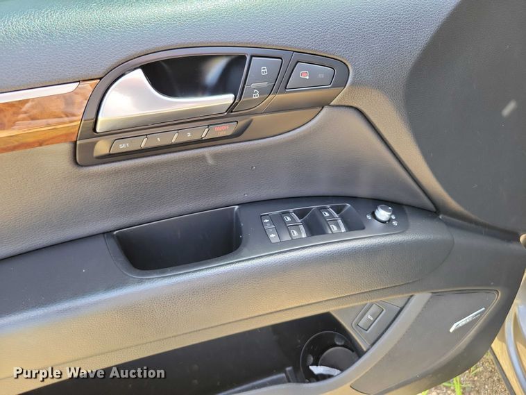 image for item DX7143 2014 Audi Q7 SUV