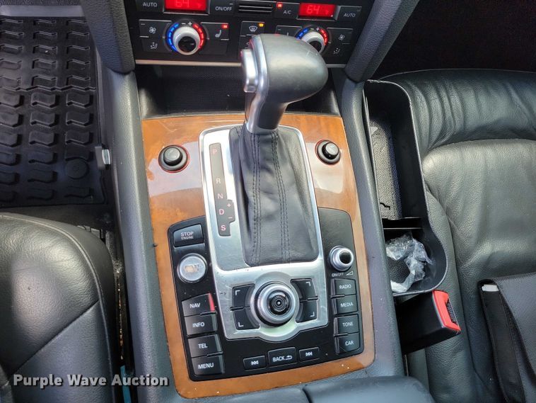 image for item DX7143 2014 Audi Q7 SUV