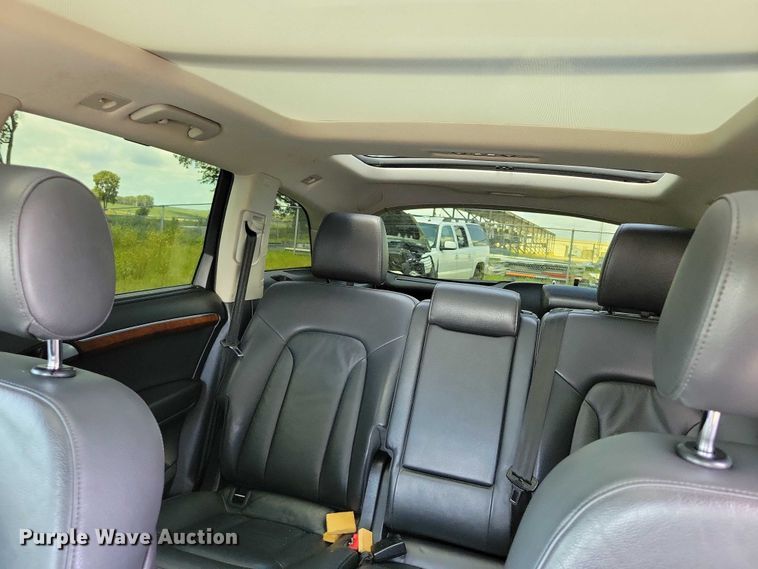 image for item DX7143 2014 Audi Q7 SUV