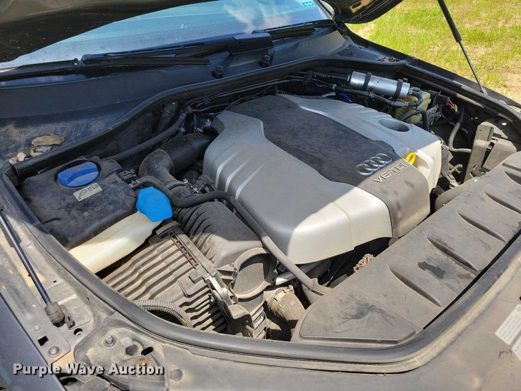 image for item DX7143 2014 Audi Q7 SUV