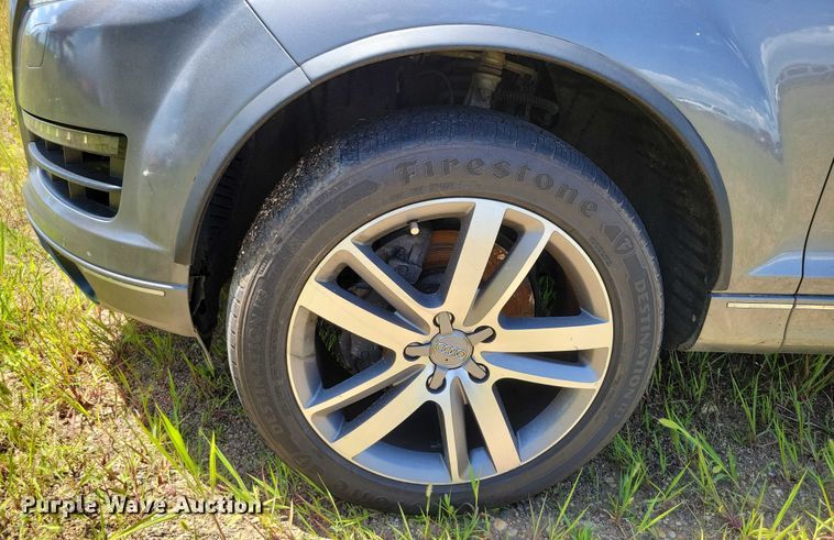 image for item DX7143 2014 Audi Q7 SUV