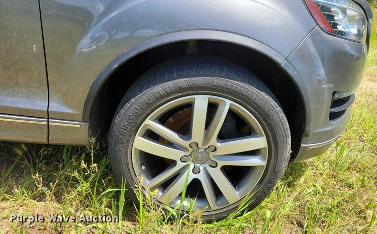 image for item DX7143 2014 Audi Q7 SUV