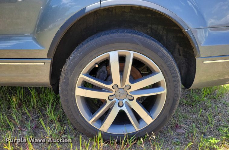 image for item DX7143 2014 Audi Q7 SUV