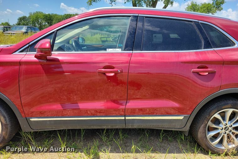 image for item DX7144 2017 Lincoln MKC SUV
