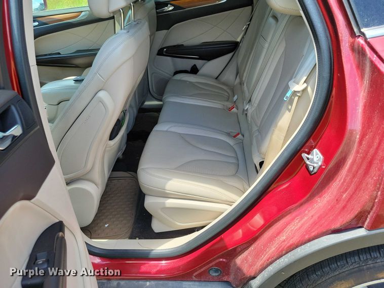 image for item DX7144 2017 Lincoln MKC SUV