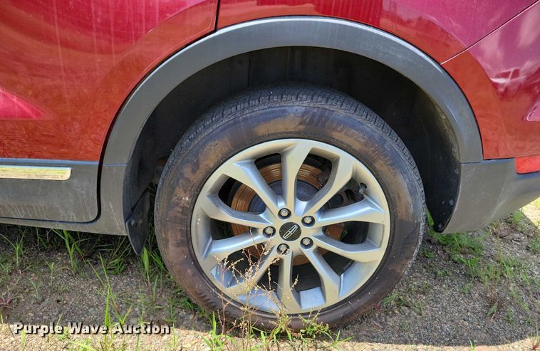 image for item DX7144 2017 Lincoln MKC SUV