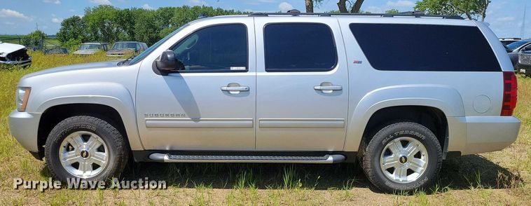 image for item DX7146 2014 Chevrolet Suburban SUV