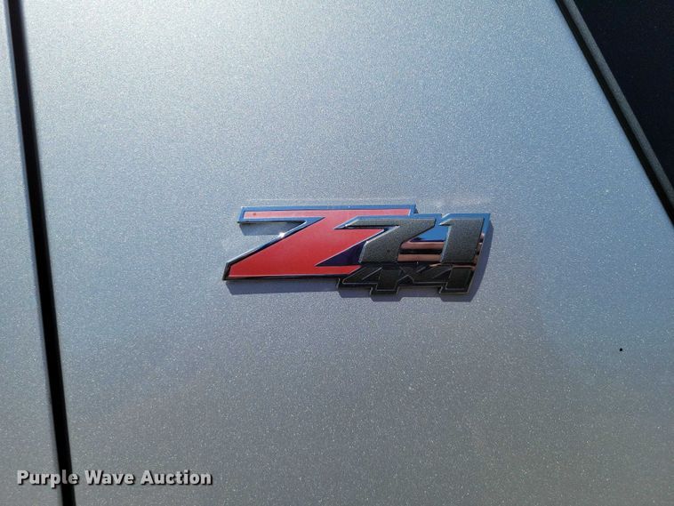 image for item DX7146 2014 Chevrolet Suburban SUV