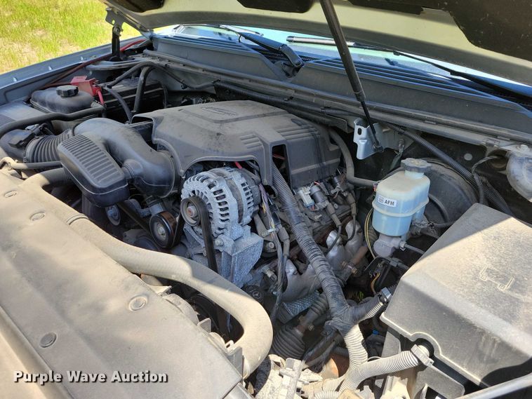 image for item DX7146 2014 Chevrolet Suburban SUV