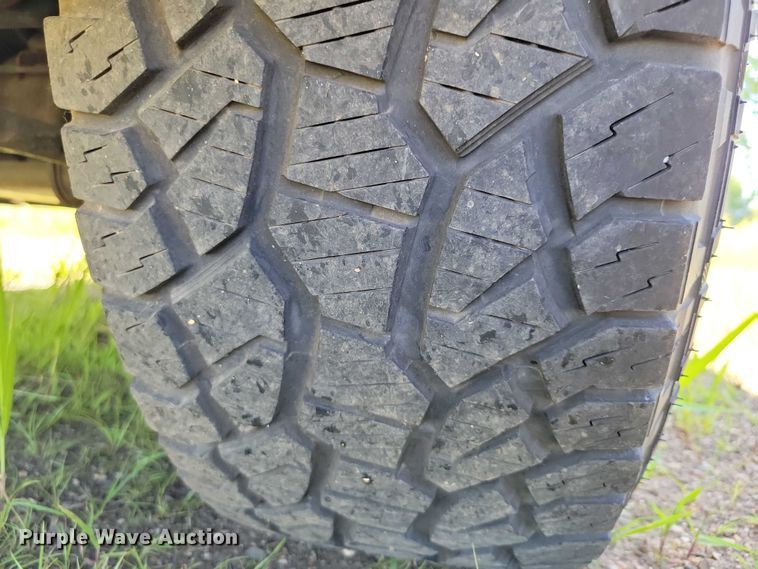 image for item DX7146 2014 Chevrolet Suburban SUV