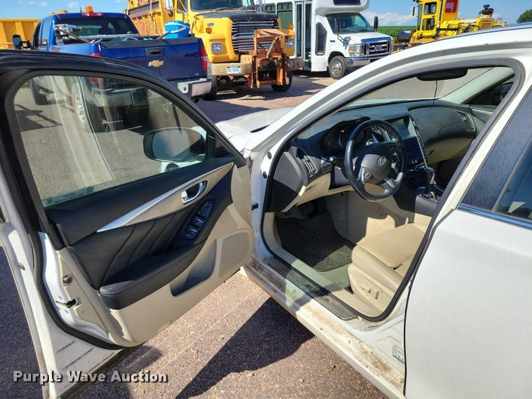 image for item DX7147 2014 Infiniti  Q50 