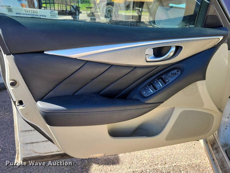 image for item DX7147 2014 Infiniti  Q50 