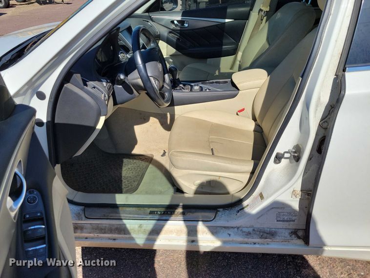 image for item DX7147 2014 Infiniti  Q50 