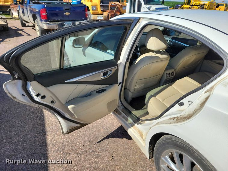 image for item DX7147 2014 Infiniti  Q50 
