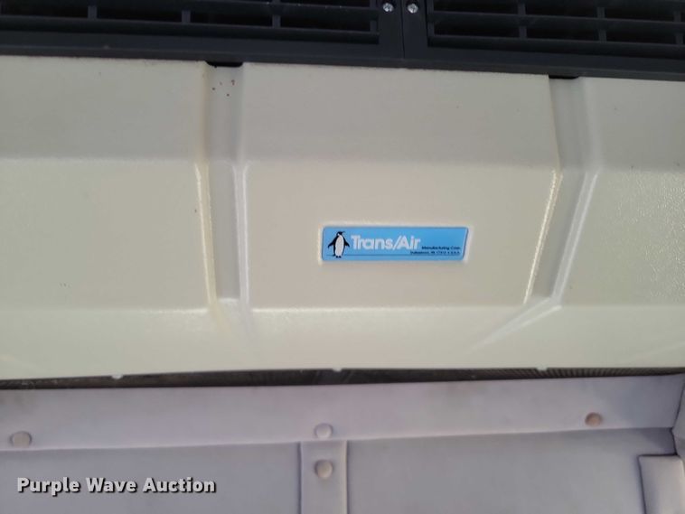 image for item DX7148 2012 Ford E450 shuttle bus