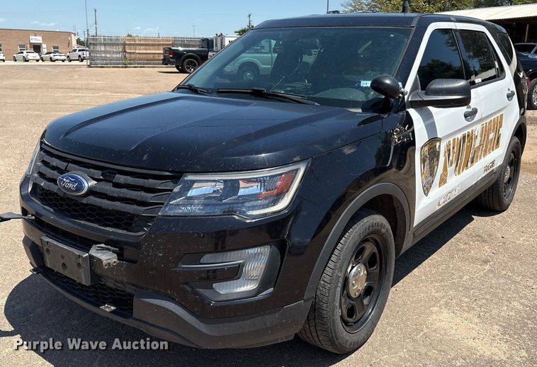 image for item DX8002 2019 Ford Explorer Police Interceptor SUV