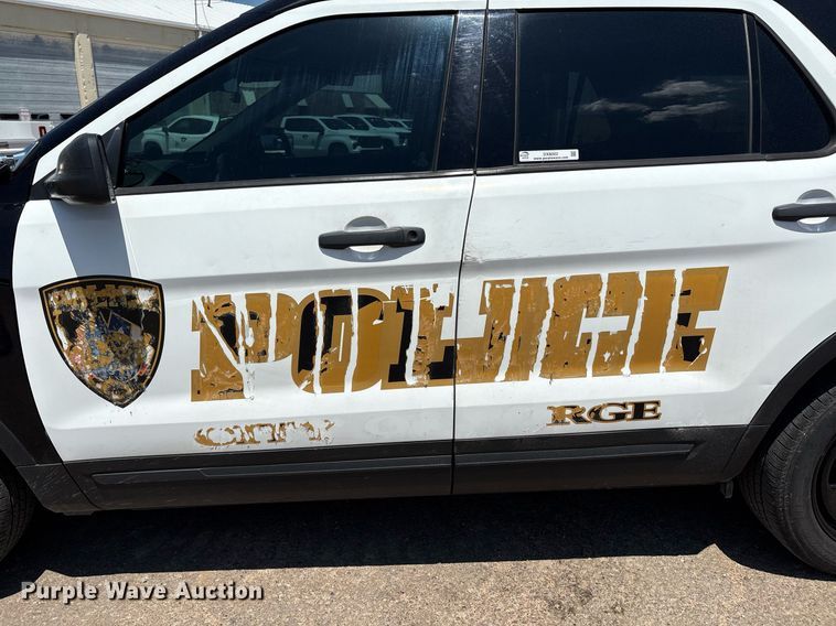 image for item DX8002 2019 Ford Explorer Police Interceptor SUV