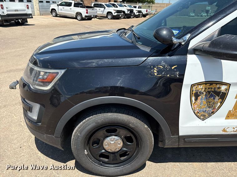 image for item DX8002 2019 Ford Explorer Police Interceptor SUV