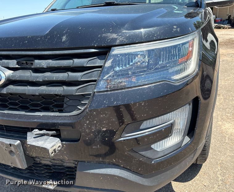 image for item DX8002 2019 Ford Explorer Police Interceptor SUV