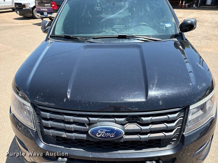 image for item DX8002 2019 Ford Explorer Police Interceptor SUV