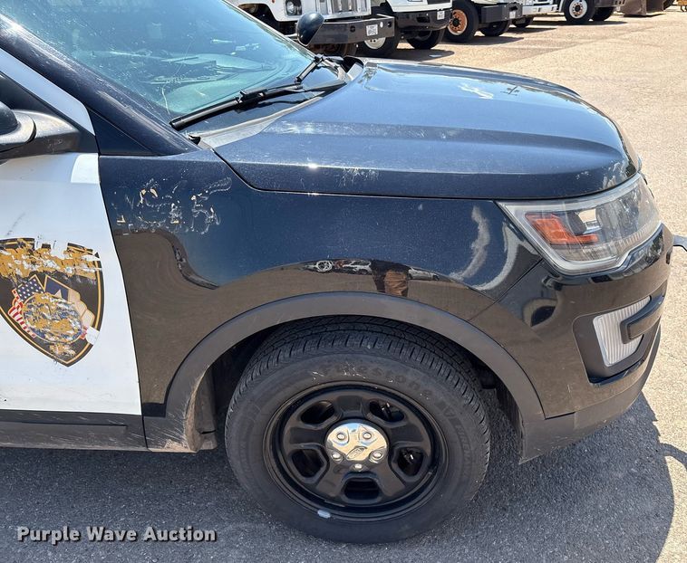 image for item DX8002 2019 Ford Explorer Police Interceptor SUV