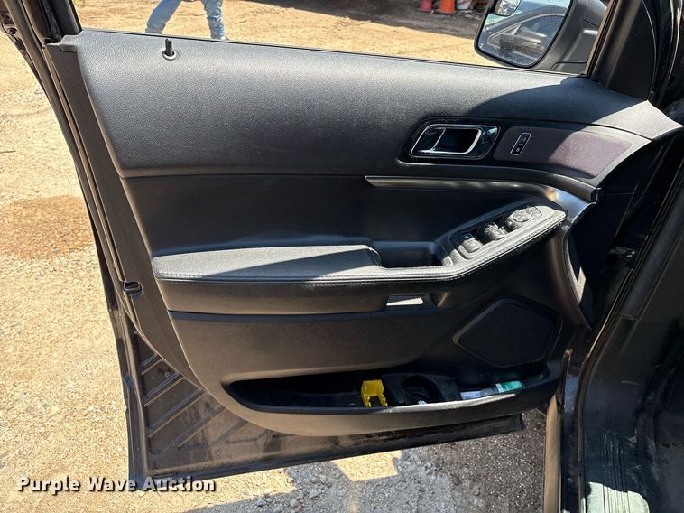 image for item DX8002 2019 Ford Explorer Police Interceptor SUV