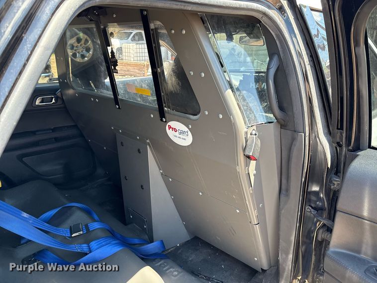 image for item DX8002 2019 Ford Explorer Police Interceptor SUV