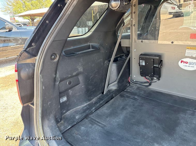 image for item DX8002 2019 Ford Explorer Police Interceptor SUV