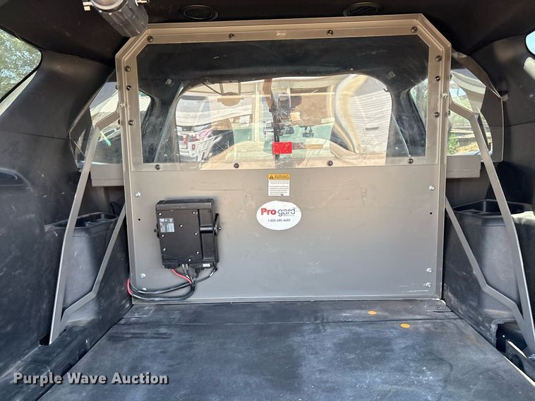 image for item DX8002 2019 Ford Explorer Police Interceptor SUV