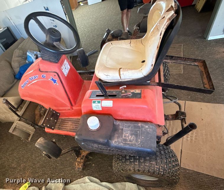 image for item DZ4212 Smithco Super Star 6 bunker rake