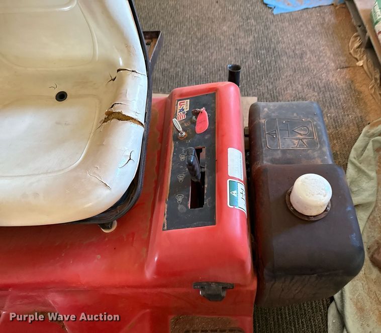 image for item DZ4212 Smithco Super Star 6 bunker rake