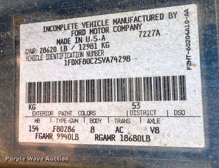 image for item DZ8652 1995 Ford F800 oil distributor truck