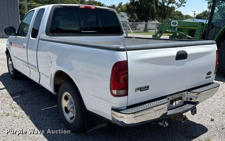 image for item DZ8664 2001 Ford F150 SuperCab pickup truck