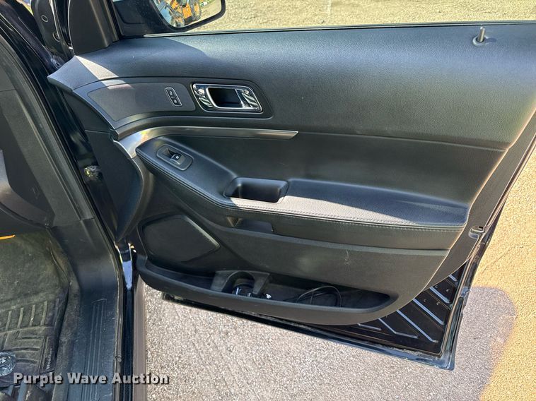 image for item DZ8665 2018 Ford Explorer Police Interceptor SUV