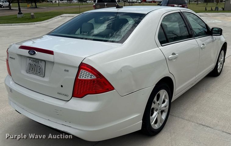 image for item DZ8668 2012 Ford Fusion SE  