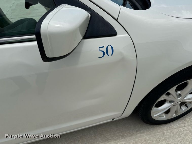 image for item DZ8668 2012 Ford Fusion SE  