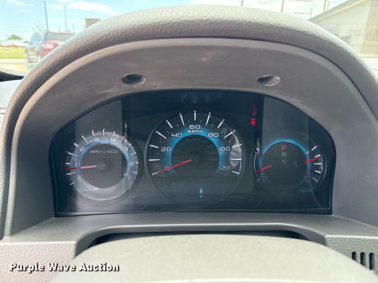 image for item DZ8668 2012 Ford Fusion SE  