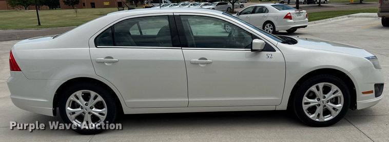 image for item DZ8669 2012 Ford Fusion SE 