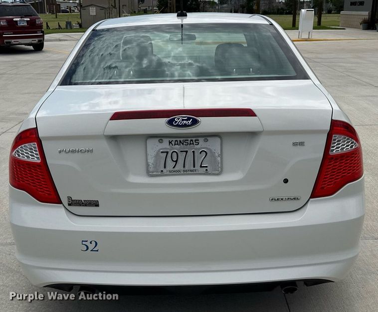 image for item DZ8669 2012 Ford Fusion SE 