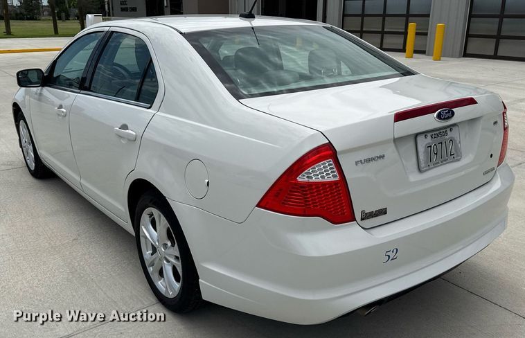 image for item DZ8669 2012 Ford Fusion SE 