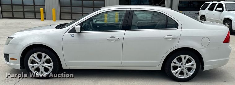 image for item DZ8669 2012 Ford Fusion SE 