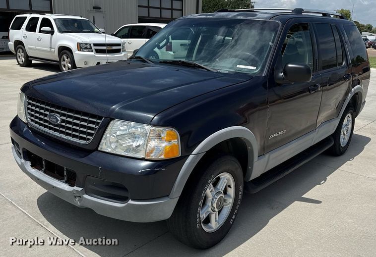 image for item DZ8672 2002 Ford Explorer XLT SUV