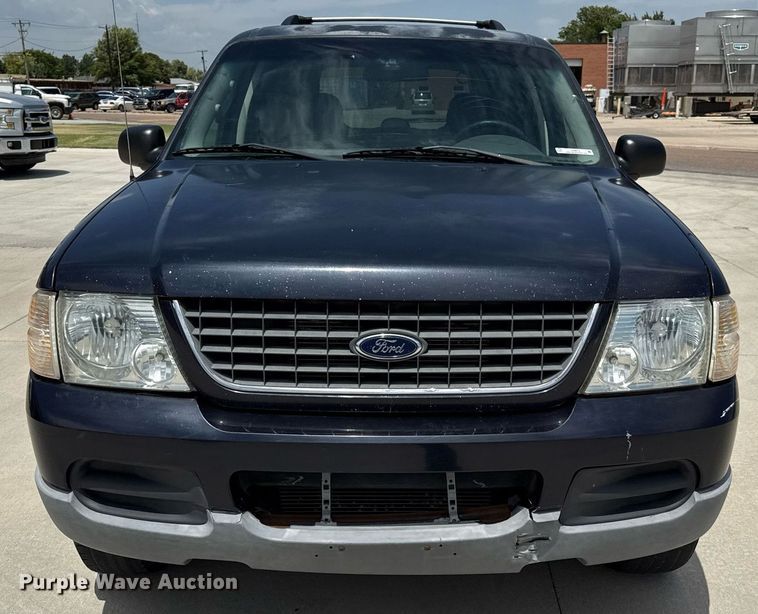 image for item DZ8672 2002 Ford Explorer XLT SUV